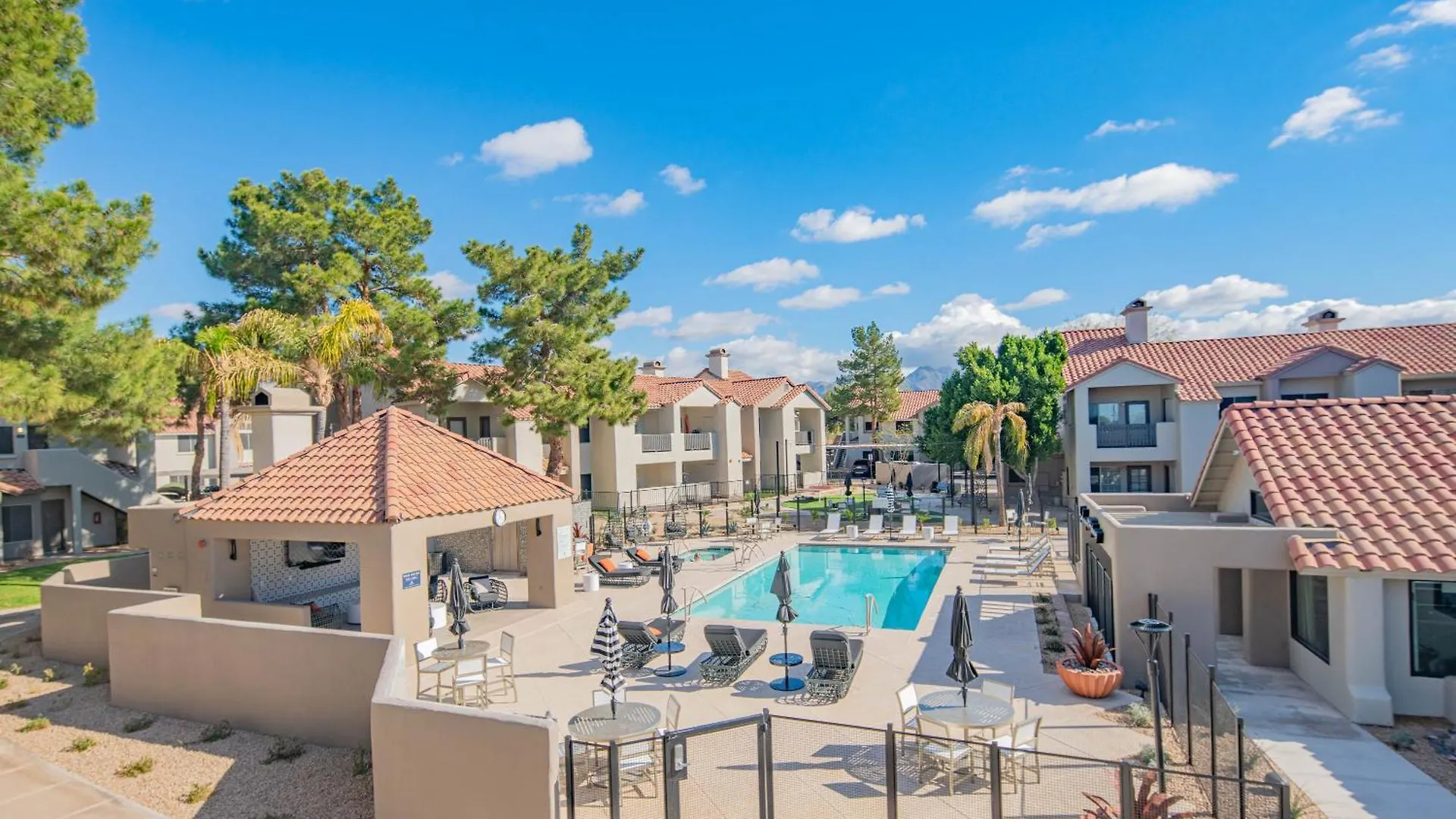 Apartament Steps Away To Tpc Golf & Min To Shopping District-H2057 Scottsdale