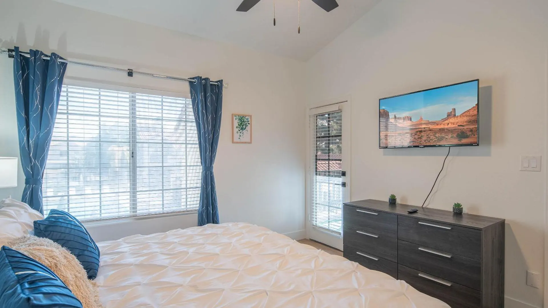 Apartament Steps Away To Tpc Golf & Min To Shopping District-H2057 Scottsdale