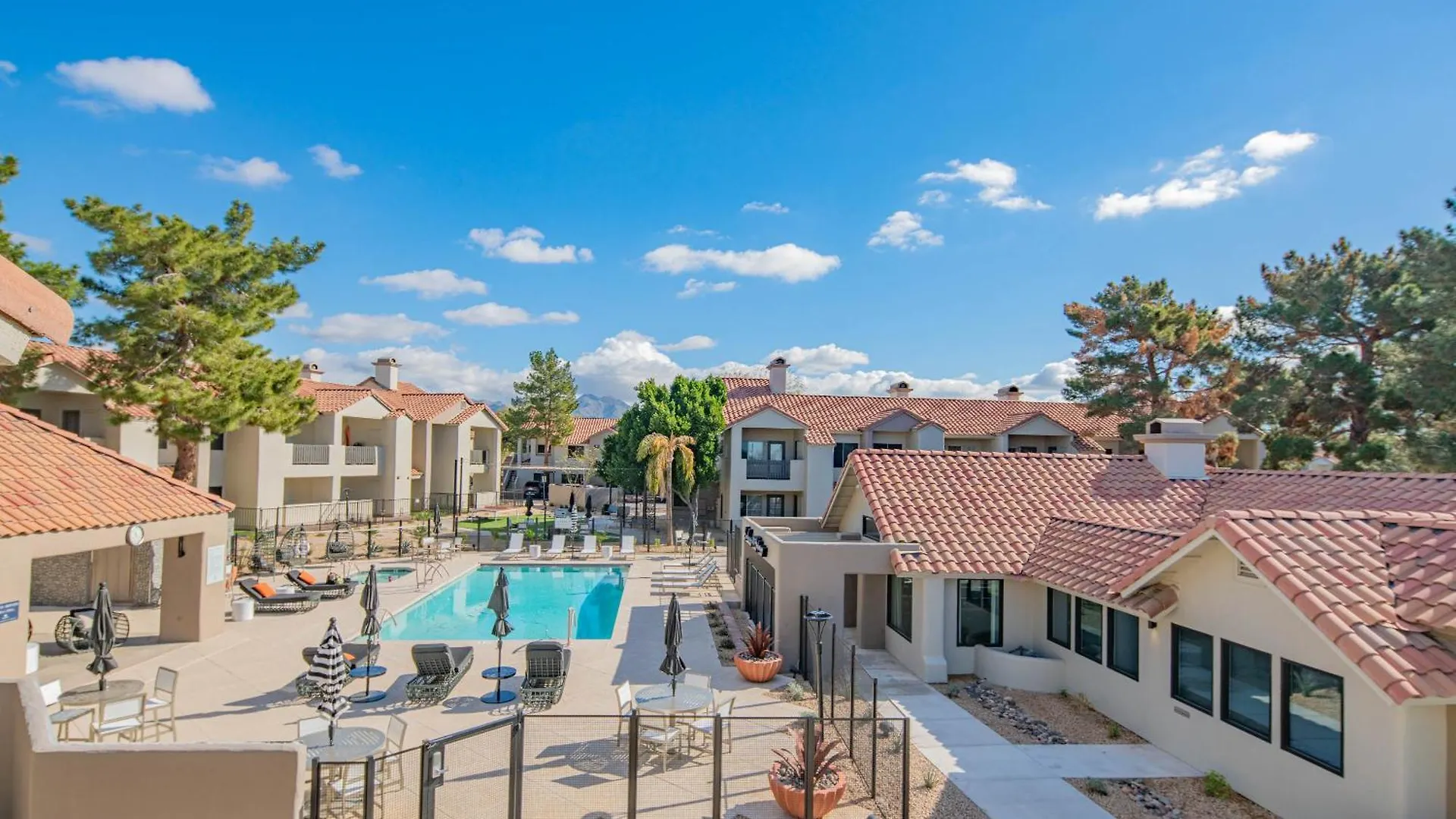 Apartament Steps Away To Tpc Golf & Min To Shopping District-H2057 Scottsdale