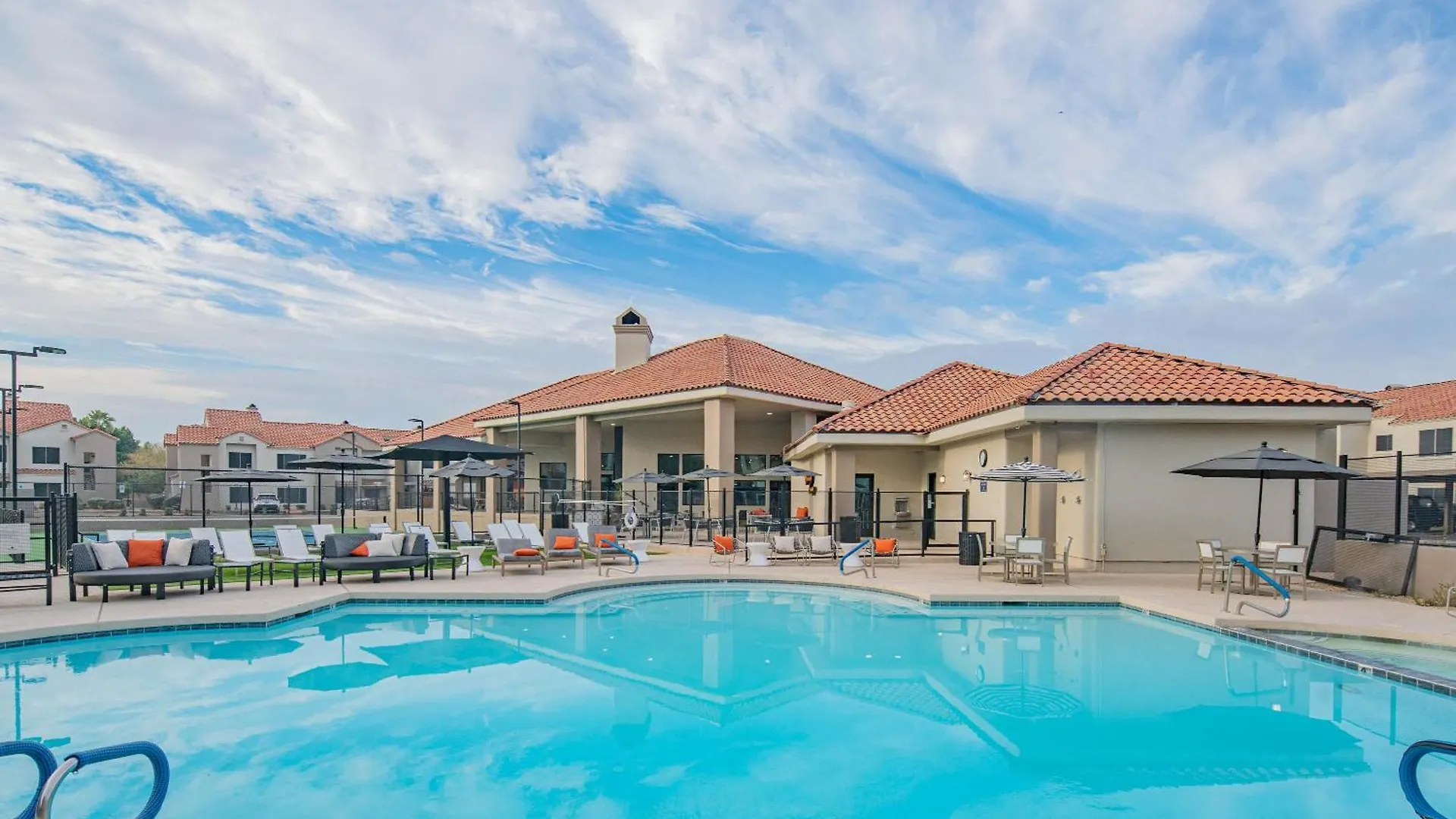 Apartament Steps Away To Tpc Golf & Min To Shopping District-H2057 Scottsdale