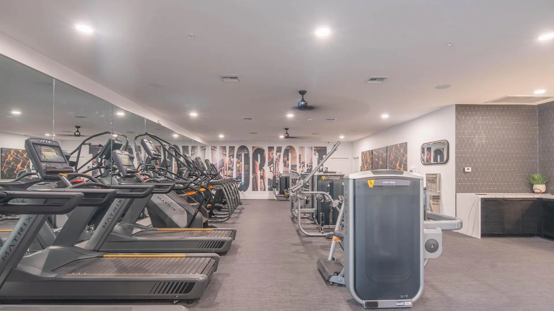 Apartament Steps Away To Tpc Golf & Min To Shopping District-H2057 Scottsdale